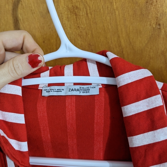 Beautiful little red and white striped Zara shirt - Picture 5 of 5